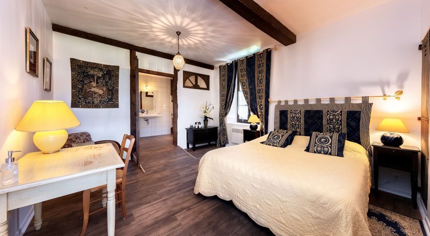 Grand Hôtel de Castres — chambre élégante près de l’Agout